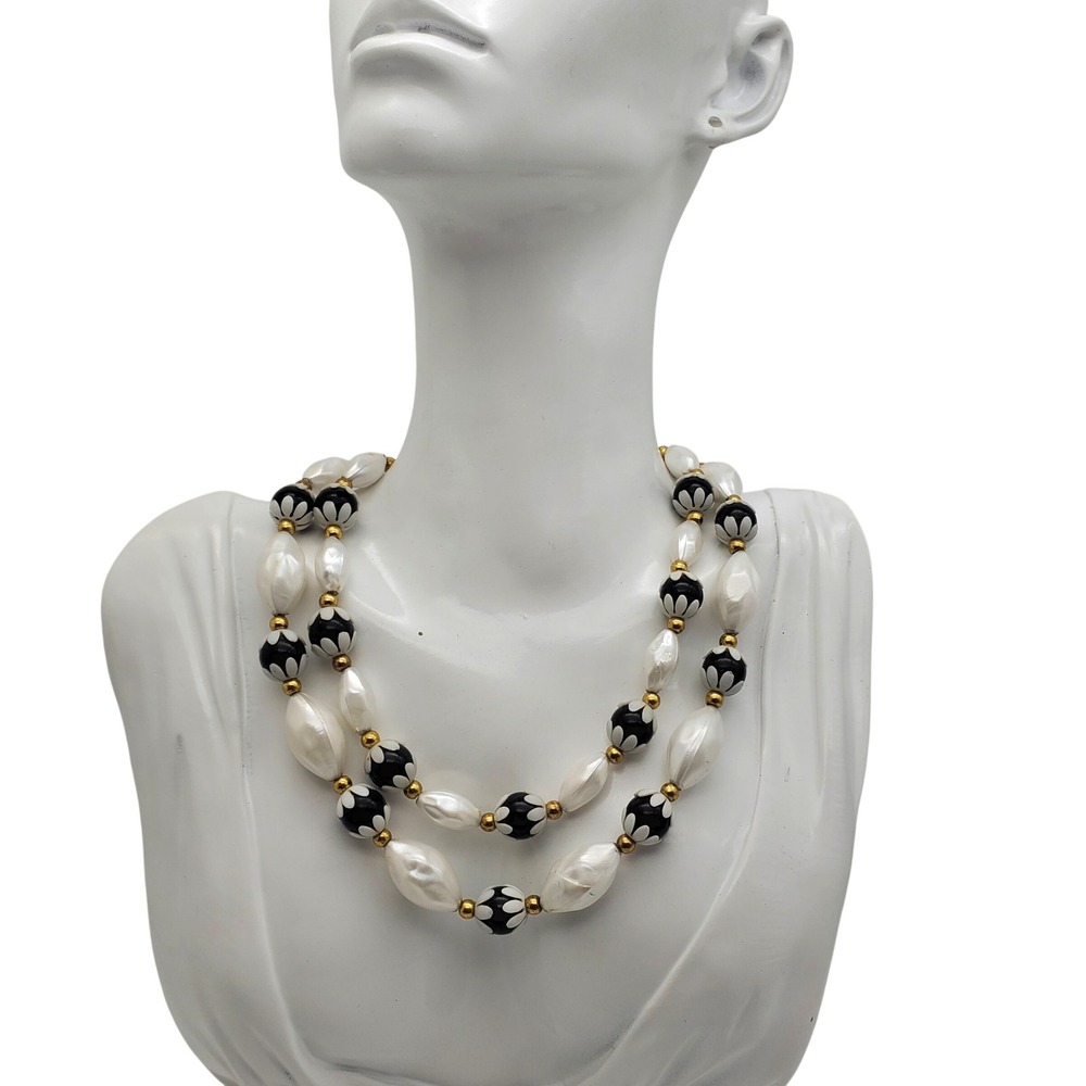 Vintage Choker Necklace Black White Acrylic Beaded Double Strand Lucite MCM 60s